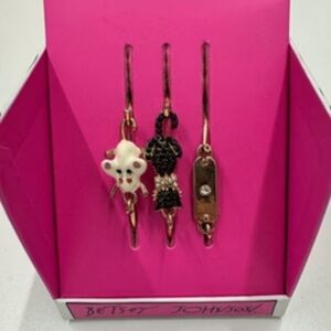 NWT Betsey Johnson Black Jewelled Cat And White Mouse Bangle Bracelet Set Of 3